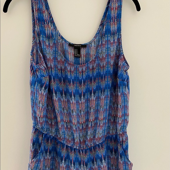 Forever 21 Jumper EUC - size M - short - Picture 7 of 10